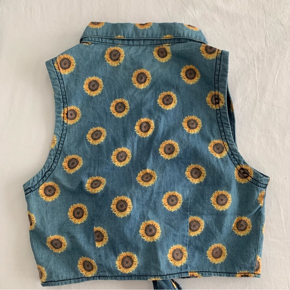 Denim Sunflower Top - Picture 5 of 6